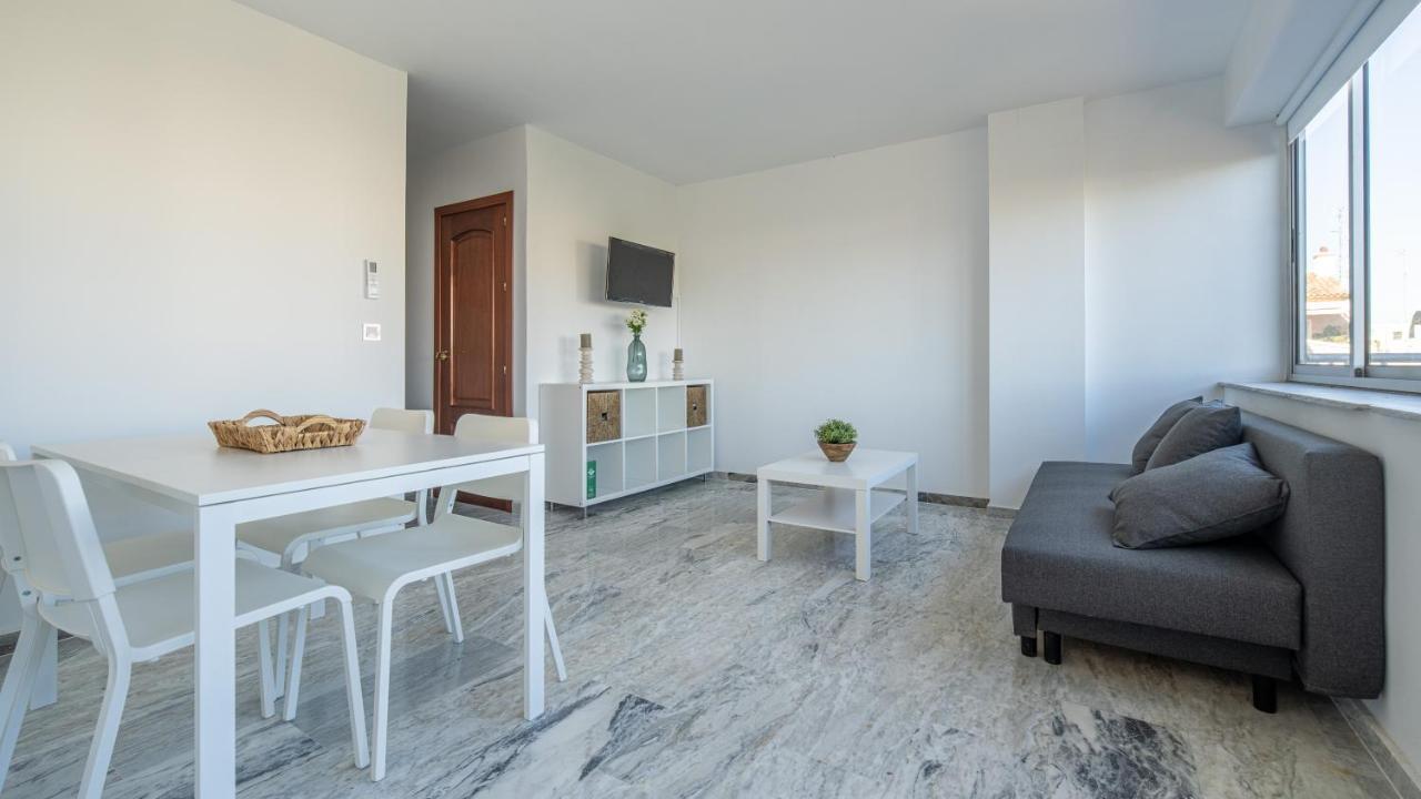 Conjunto De Apartamentos Antiguo Palacio Hotel Paris Huelva Exterior photo