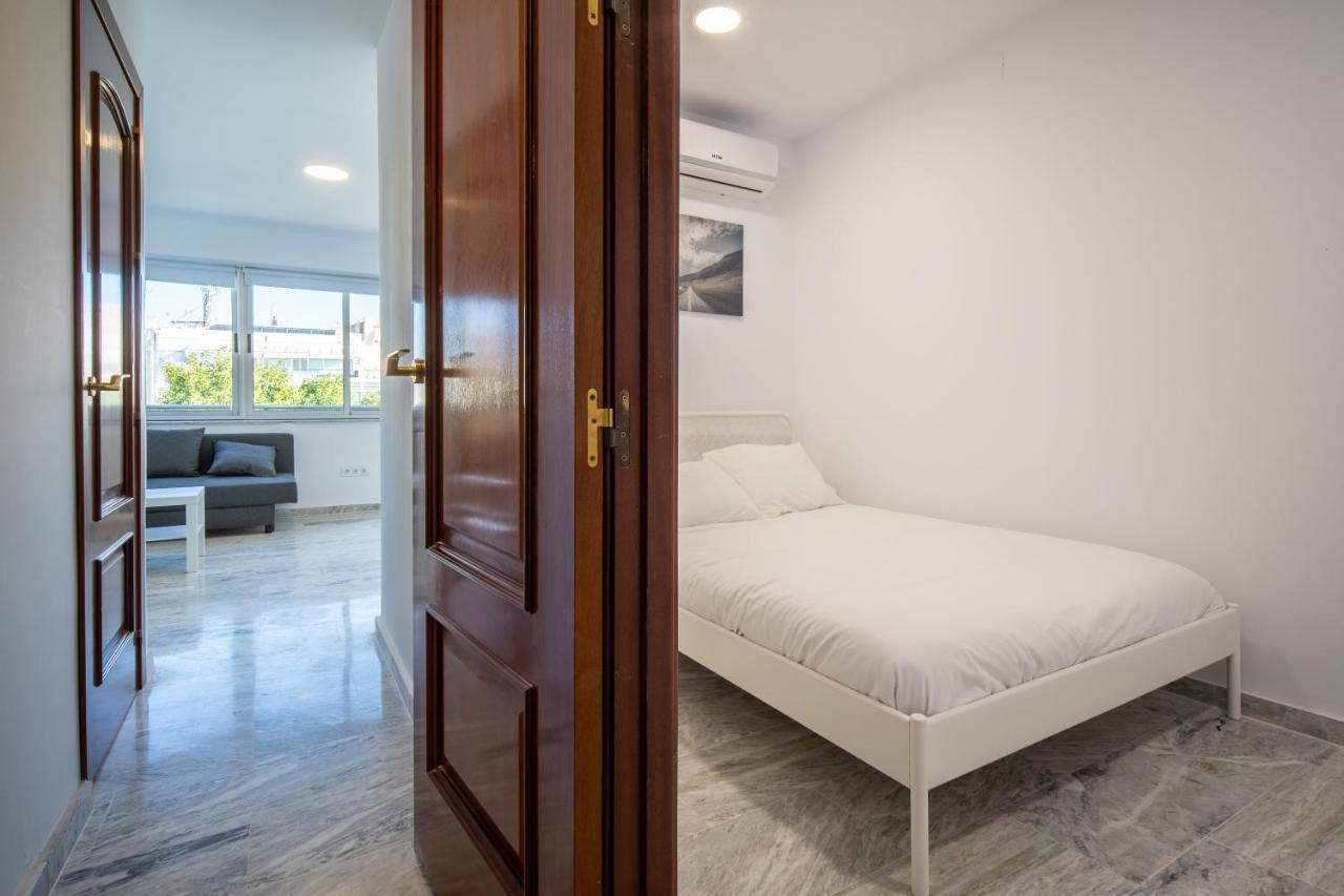 Conjunto De Apartamentos Antiguo Palacio Hotel Paris Huelva Exterior photo